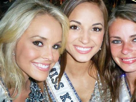 Dallas Cowboy Sues Texas Beauty Queen For Engagement Ring Cbs News