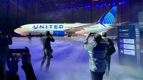 United Airlines Heralds New Era With Bold New Livery La Business First