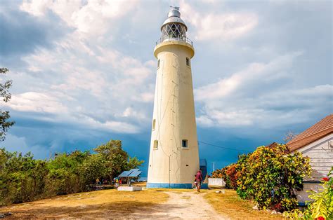 The Negril Lighthouse A Beacon Of Coastal Magnificence Go Tour