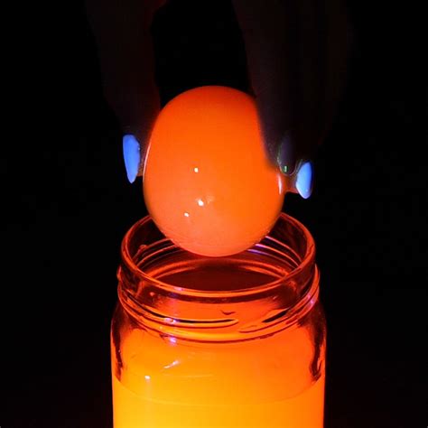 Glowing Hacks And Experiments That Will Brighten Up Your Life Glowing Hacks And Experiments