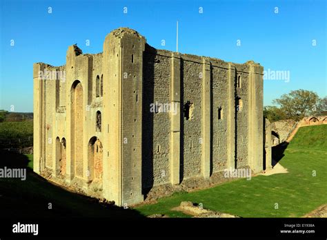 Castle Rising Castle Norfolk England Uk English Norman Castles 12th