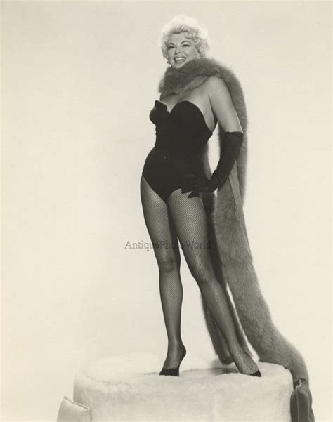 Barbara Nichols Vintage Pinup 50s Fashion Hollywood Actresses