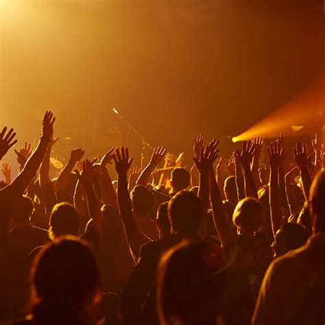 Worship Crowd Stock Photos Pictures And Royalty Free Images Istock