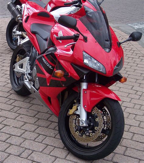 The king of the supersport class: Honda CBR600RR - Wikipedia