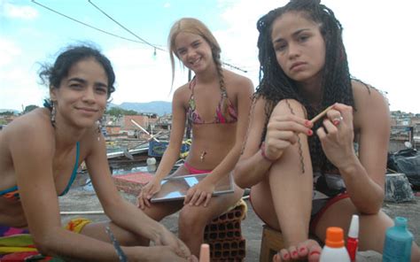 G1 Cinema NotÍcias Diretora De Cazuza Prepara Filme Sobre Meninas Da Favela