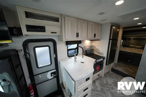 2023 Forester Classic 2501tsf Class C Motorhome By Forest River Rv Vin