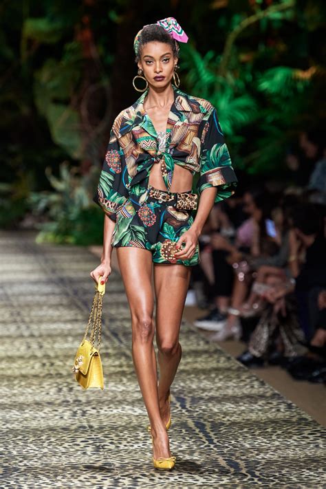 Dolce Gabbana Spring 2020 Ready To Wear Collection Vogue Fashion