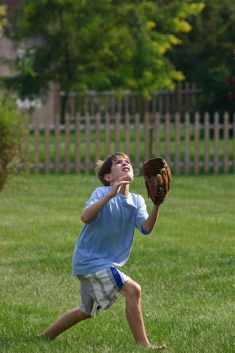 886 Boy Catching Ball Stock Photos Free And Royalty Free Stock Photos