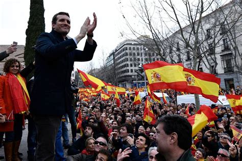 Jun 13, 2021 · la presidenta de la comunidad de madrid, isabel díaz ayuso, ha señalado que hoy no se reivindica la foto de colón, sino la foto de la dignidad. Fotos: Las imágenes de la concentración en Madrid de PP ...