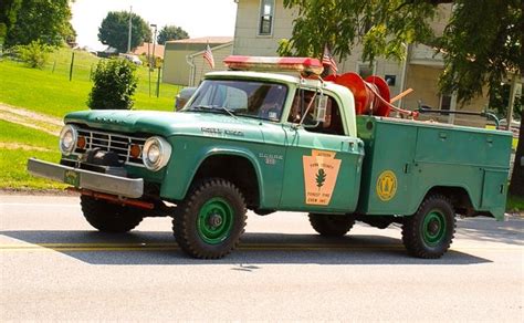 1968 Dodge W300 4x4stahl 150 Gpm195 Gwt Brush Truck Fire Trucks