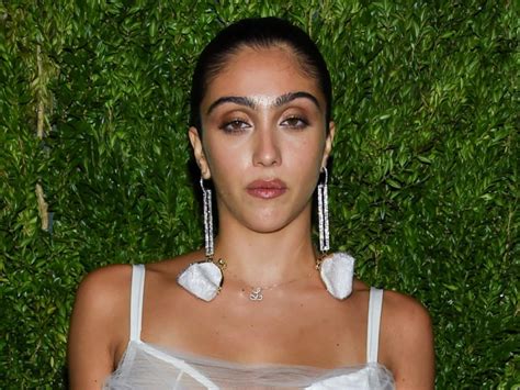 Madonnas Daughter Lourdes Leon Is The New Face Of Swarovski With These