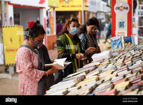 Dhaka Bangladesh 07th Feb 2023 Visitors Read Books At The National