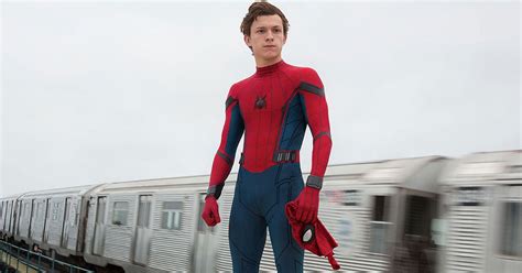 The developers of this amazing arcade were able to maintain the atmosphere of slot machines, graphics and original soundtrack. Tom Holland Shares Spider-Man Mask PSA | Teen Vogue