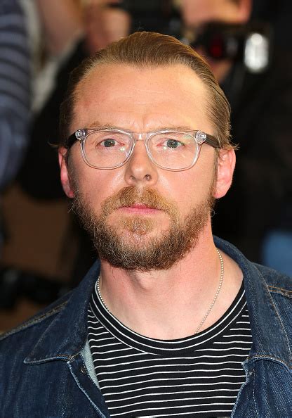 Simon Pegg Declares His Love For The Force Awakens And Disses The