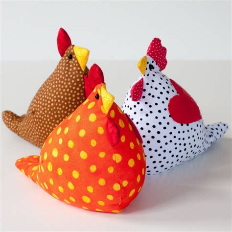 Afbeeldingsresultaat Voor Pinterest Paaskippen In Stof Chicken Crafts