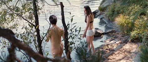 Nude Video Celebs Juliette Binoche Nude Kristen Stewart Sexy Clouds Of Sils Maria