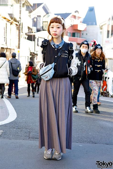 Retro Inspired Resale Look W Pleated Skirt And Varsity Jacket In Harajuku Pleated Maxi Skirt