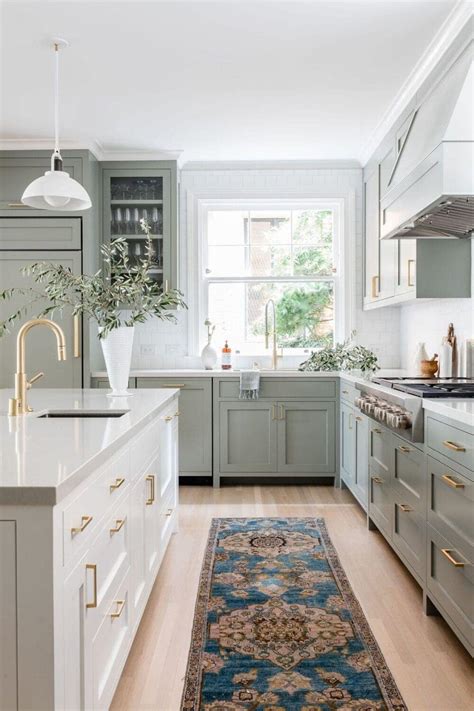 What Are The Latest Colors For Kitchen Cabinets