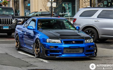 This is strictly a fan page and is not affiliated with any car dealerships Nissan Skyline R34 GT-R V-Spec - 13 January 2020 - Autogespot