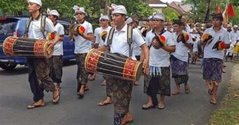 12 Jenis Alat Musik Bali Dan Cara Memainkannya Lifestyle Id