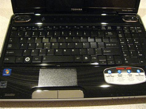 Toshiba Satellite A505 S6035 Laptop Review 015