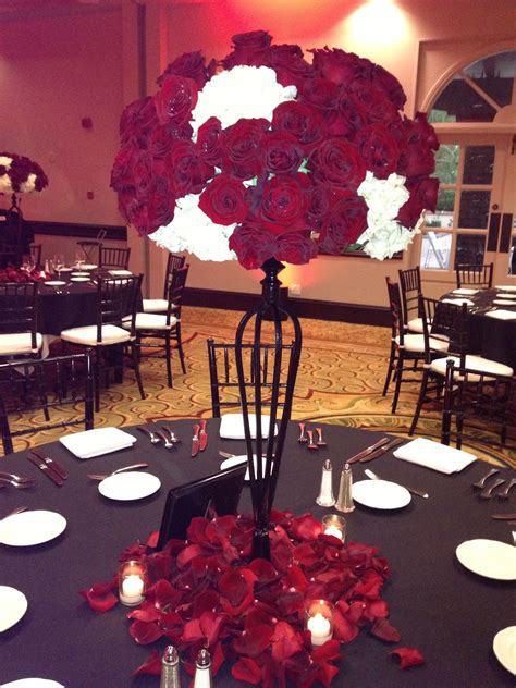 Red Black And White Wedding Centerpieces By Nancy Stevens