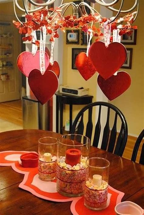 44 Beautiful Valentines Day Table Decor Sweetyhomee Diy Valentines Decorations Valentines