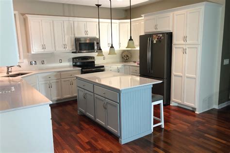 Painting kitchen cabinets is vastly more complicated, more aggravating, and much more expensive to fix. Kitchen Cabinet Painter in Edina | Refinishing Cabinets | OKeefe Painting