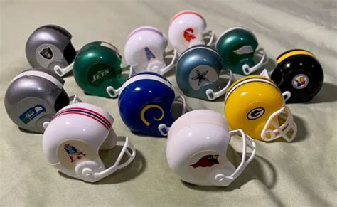 Vintage Late 80s Early 90s Nfl Mini Gumball Helmets Lot X 12 Football