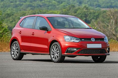 The polo dimensions is 3970 mm l x 1682 mm w x 1453 mm h. BS6 Volkswagen Polo and Vento Launched - Price and Details