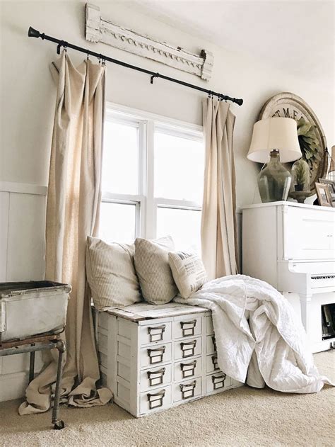 This modern lounge keeps it interesting using different shades of grey, a metal coffee table and figure canvas. 01 Modern Farmhouse Curtains for Living Room Decorating ...