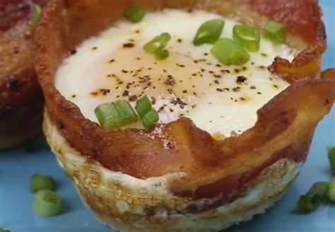 These Cheesy Bacon Egg Cups Are Outrageously Delicious