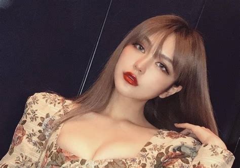 Explore tweets of 藤原·豆腐店 @tangzhi9 on twitter. 家有電影院 周揚青撂豪語：你們家沒有嗎？ - 自由娛樂