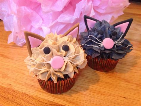 Cat Cupcakes For Cats Cast Party Cat Cupcakes Cat Cake Dog Cupcakes