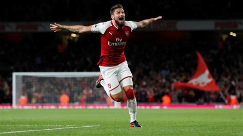 Super Sub Olivier Giroud Scores At Death As Arsenal Beat Leicester In
