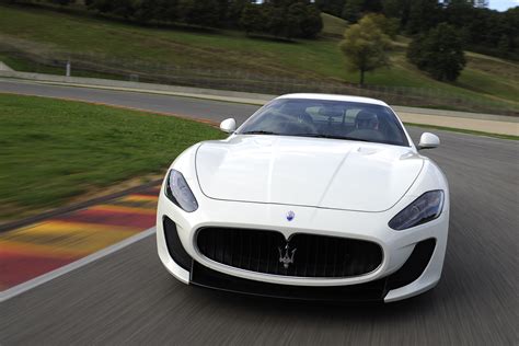 Fondos de pantalla vehículo coche deportivo Cupé Coche de rendimiento Maserati GranTurismo