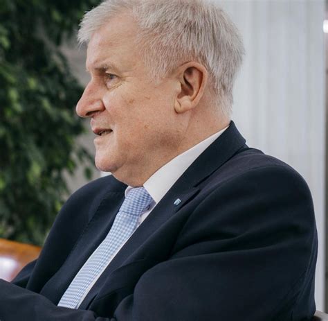 Media in category horst seehofer the following 10 files are in this category, out of 10 total. Horst Seehofer (CSU) im Interview: Der Bundesinnenminister ...