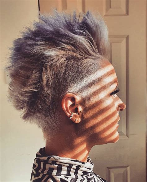 14 Edgy Female Mohawks To Rock In 2022