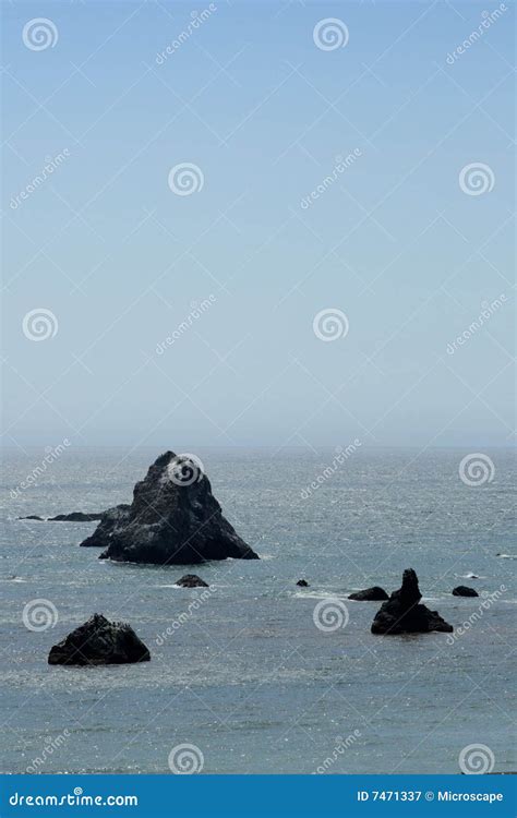 Black Rocks In The Pacific Ocean Stock Image Image Of Coast Ocean