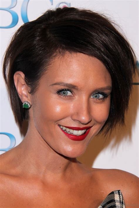 21 Unbelievably Stylish Flip Hairstyles For Women Haircuts