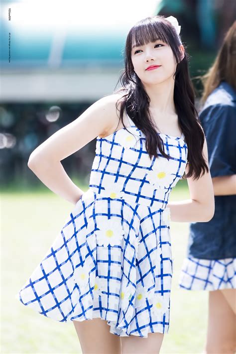 12 Times Gfriend S Yerin Looked Like A Living Doll In The Prettiest Dresses Koreaboo