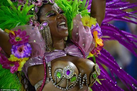 Rios Carnival Gets Underway With A Riot Of Colour And Music Daily Mail Online