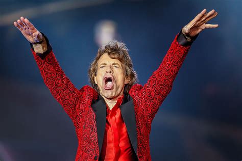 mick jagger murder attempts rolling stones frontman received 2 death threats from hell s angels