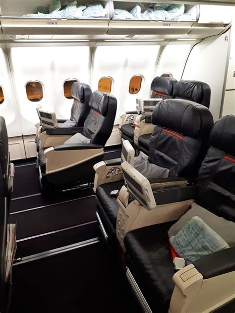Review Turkish Airlines Business Class Airbus A330 Paliparan
