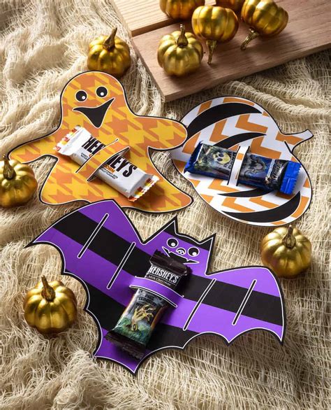 Can also be used as scrap booking paper. Free Printable Halloween Candy Bar Wrappers - Mod Podge Rocks