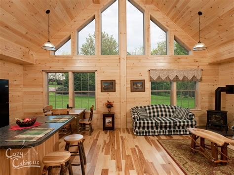 We like how the roof extends to cover the porch / deck (not sure if this is within reach though). Cabin Interior Design | Custom Cabin Floor Plans