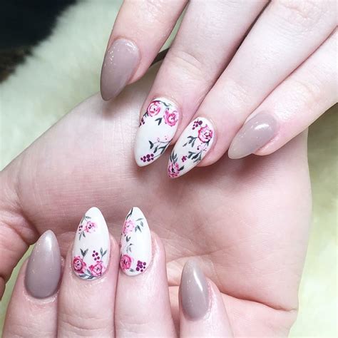Whether done freehand with a brush or with the help of stamps, a floral effect is surprisingly easy — and always lovely. 27+ Floral Nail Art Designs, Ideas | Design Trends ...