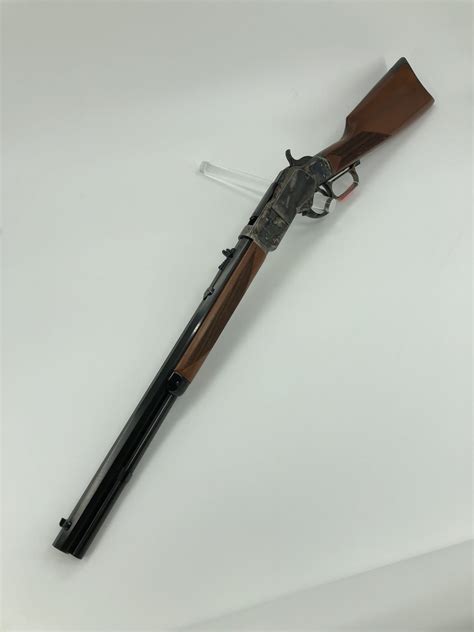 Uberti 1873 Winchester 45lc Saddle Rifle 18″ Octagonal Barrel