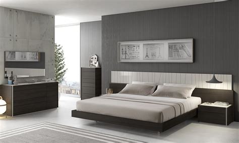 These complete furniture collections include everything you need to outfit the entire bedroom in coordinating style. J&M Furniture|Modern Furniture Wholesale > Premium Bedroom ...
