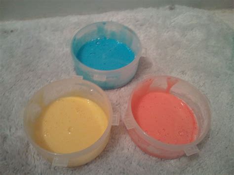 Turmeric also promotes the body's synthesis of we have 100% homemade nalangu maavu herbal bath powder ready for your use. Home Made bath paint: baby soap + corn starch to desired ...